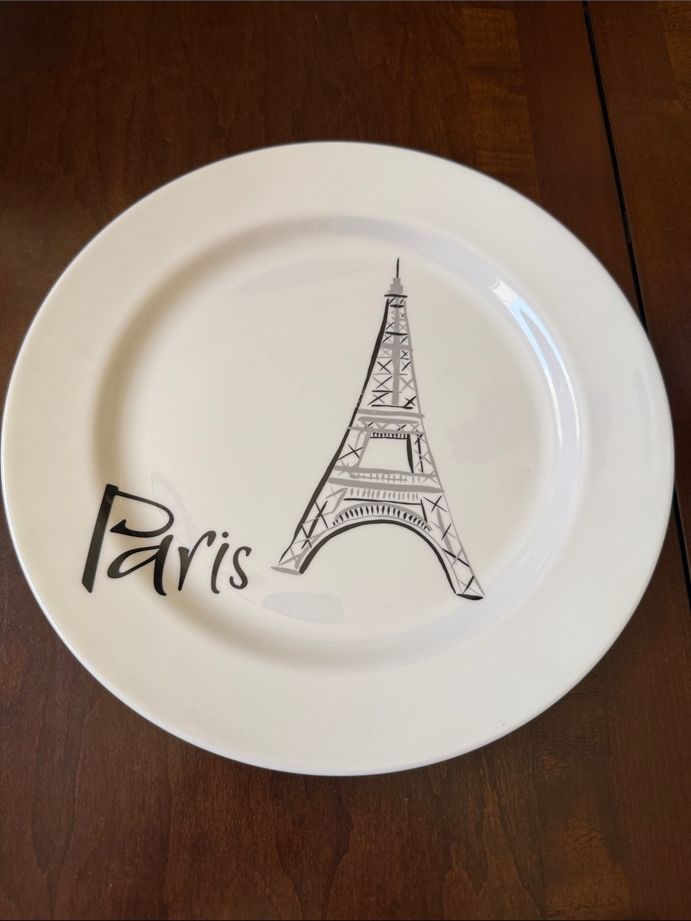 Wedgwood “Grand Gourmet” Paris White bone china 9 7/8”Plate